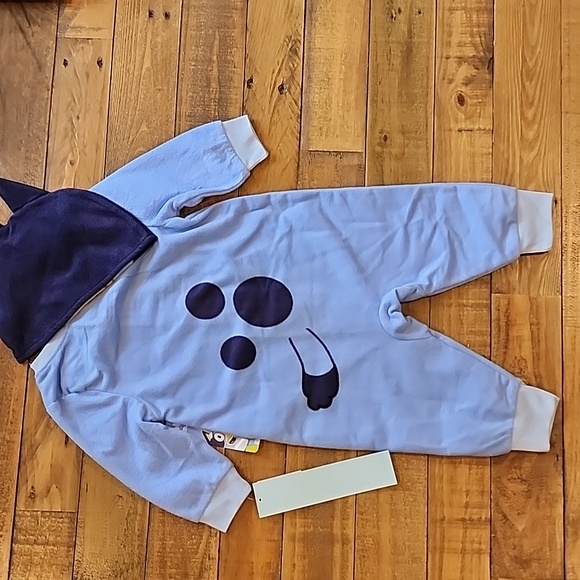 Bluey Blanket Sleeper with Cap, footless pajamas, size 12 months - Picture 9 of 15